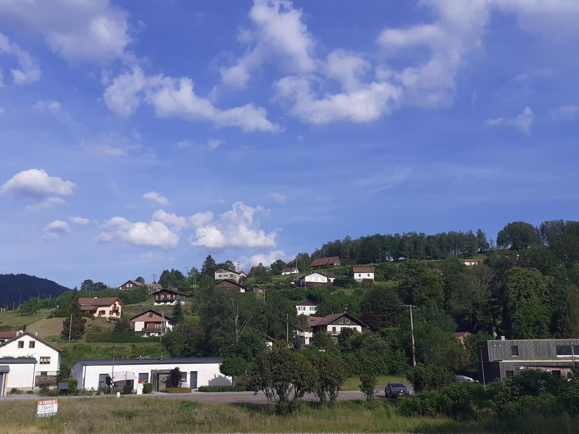 Bonsejour Aparthotel Saint-Maurice-sur-Moselle Exteriör bild